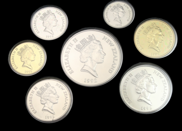 Uncirculated zealand coin set