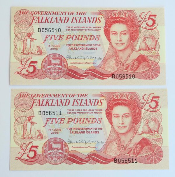 Falklands £5 Pair 2005