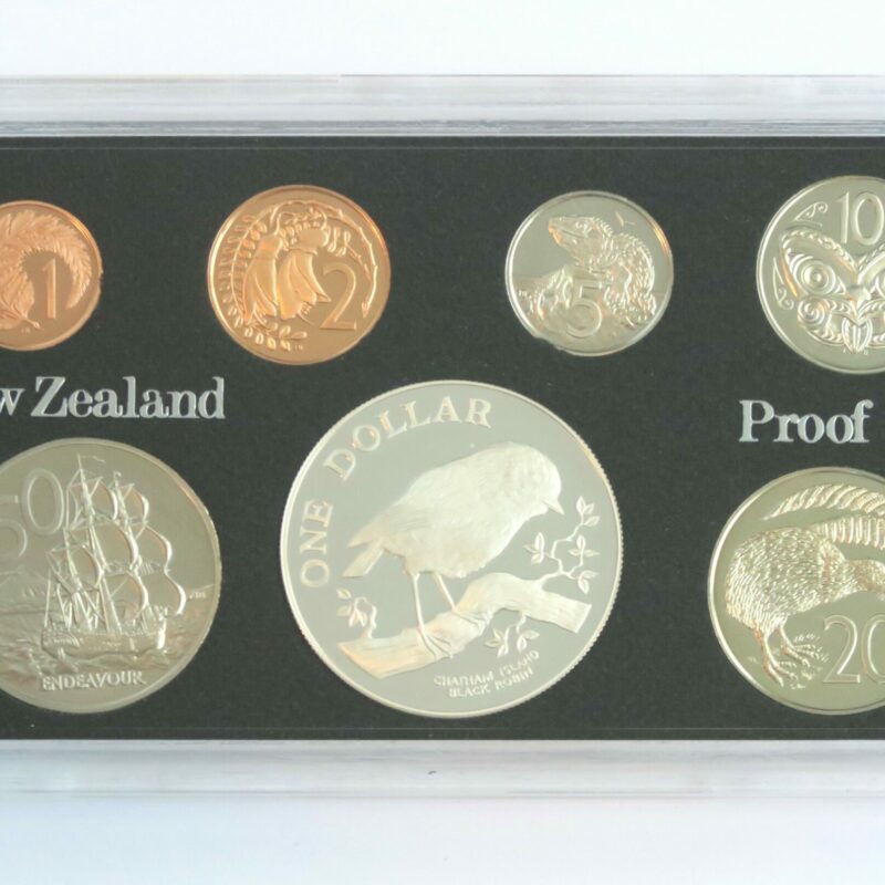 Black Robin Proof Set