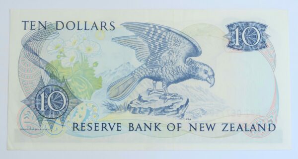 $10, Russell, NWZ, gEF