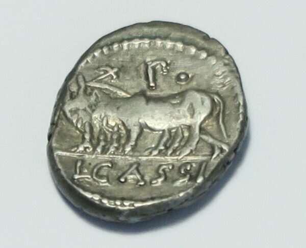 Cassius, AR Denarius, Rome B.C. 102