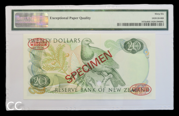 scarce specimen 20 dollars New Zealand