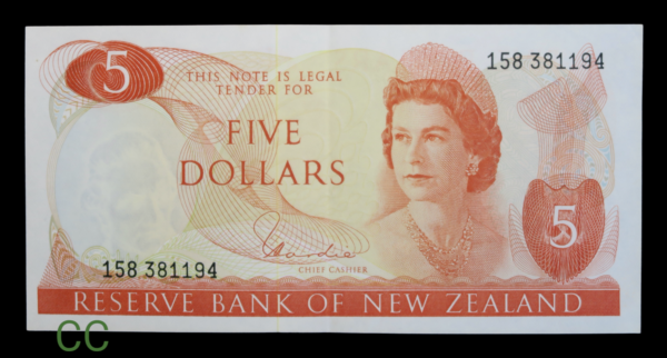 Zealand tui bird 5 dollars