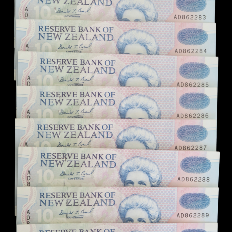 Zealand ten dollar notes