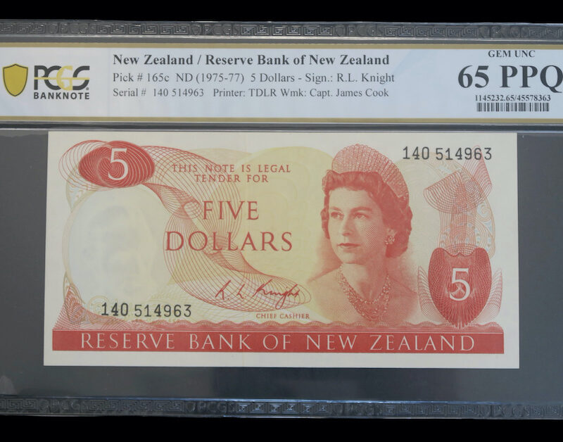 New zealand 5 dollars knight