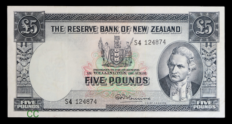 Five pounds note New Zealand