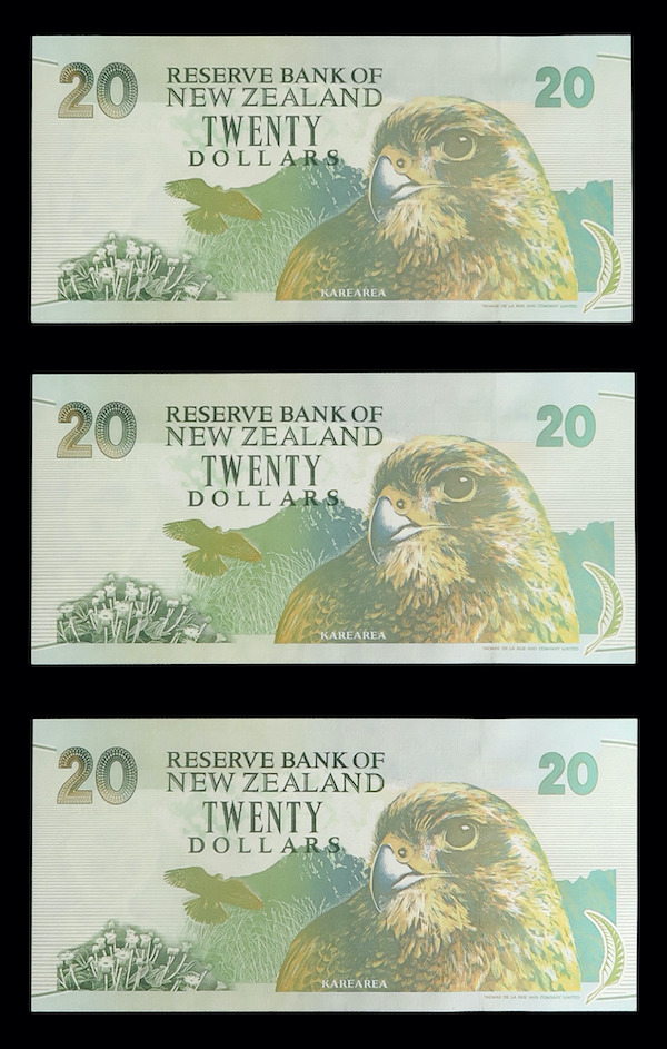 Elizabeth uncirculated banknotes