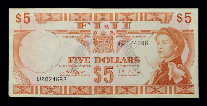 Fiji 5 dollars craik signature