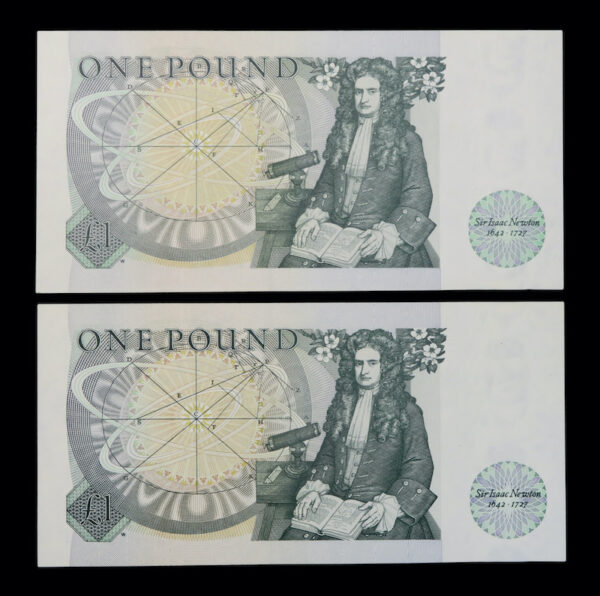 Bank of england pound note pair