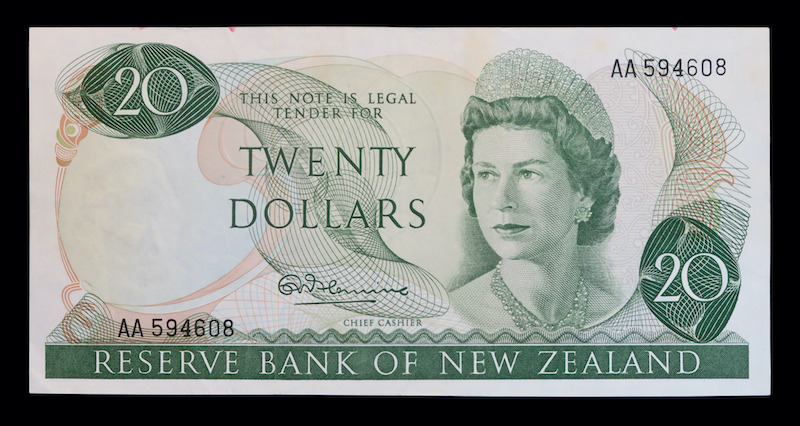 New Zealand first 20 dollar note 1967