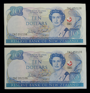 New zealand ten dollars 1990 special issue