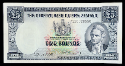 Paper currency 5 pounds nz