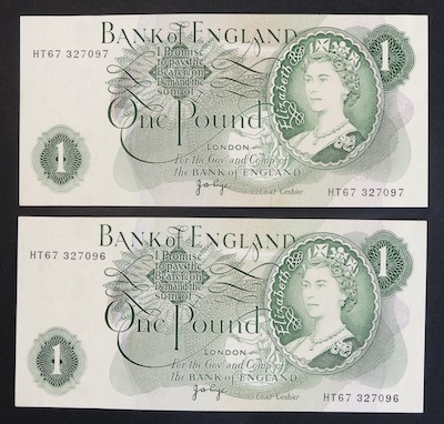 Bank of england pound note pair