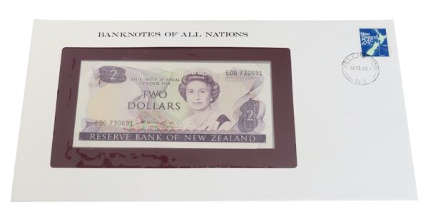 New zealand banknotes of all nations