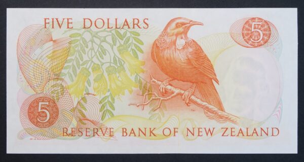 New zealand five dollars star banknote