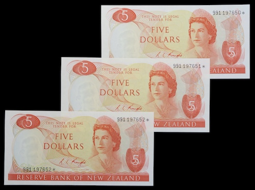 Queen elizabeth commonwealth star notes