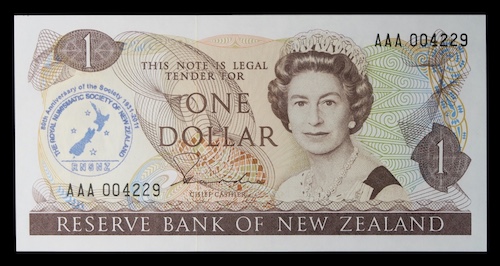 Scarce new zealand banknotes