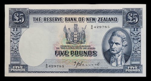 New zealand paper banknotes