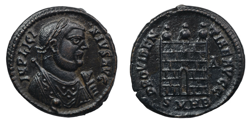 Quality roman bronze coins of licinius