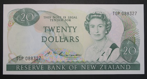 British commonwealth banknotes with queen Elizabeth