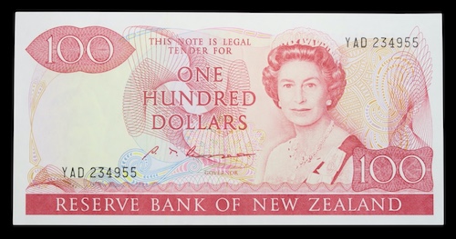 New zealand 100 dollars 1989 last prefix