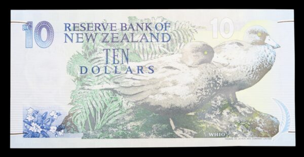 New zealand ten dollars 1993