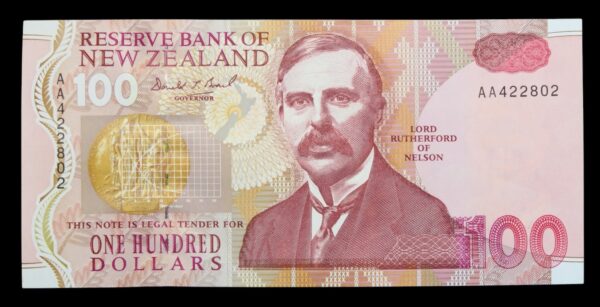 Lord Rutherford paper 100 dollar note 1992