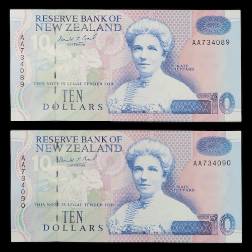 Kate sheppard paper aa ten dollars note pair