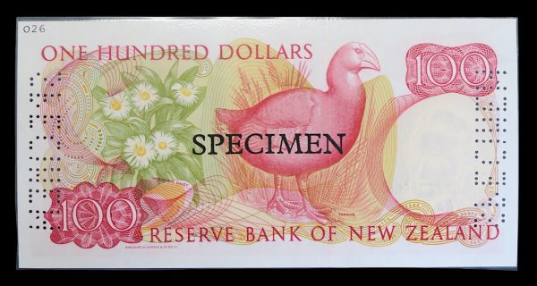 New zealand overprint specimen banknotes