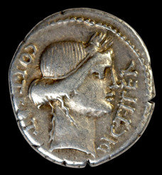 Julius ceasar silver denarius 46 b c