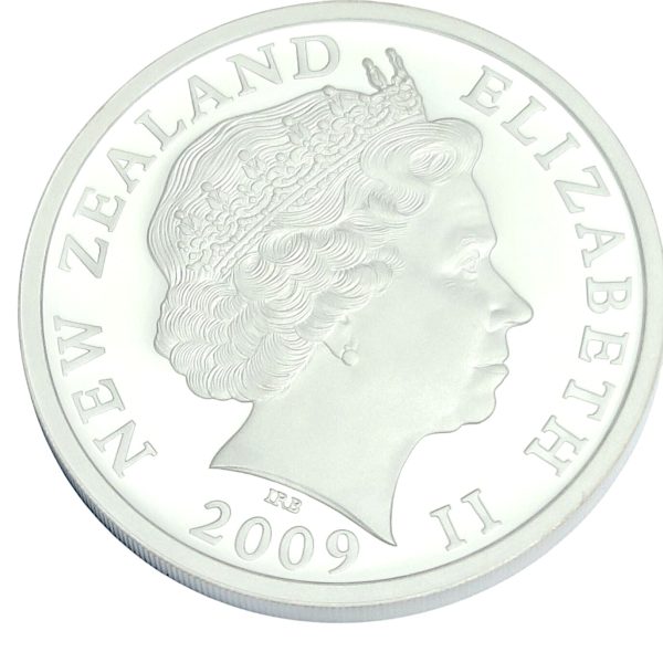 New zealand kakapo silver coin 2009
