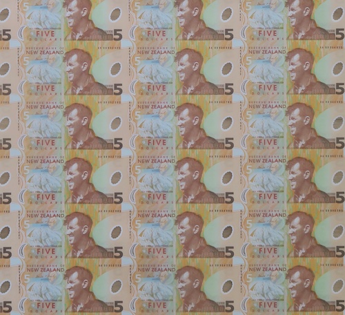 New zealand five dollars 1999 sheet