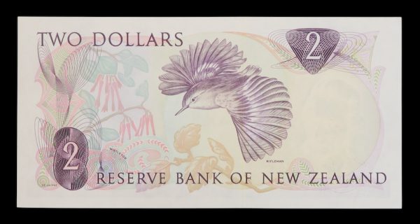 New zealand queen elizabeth banknotes